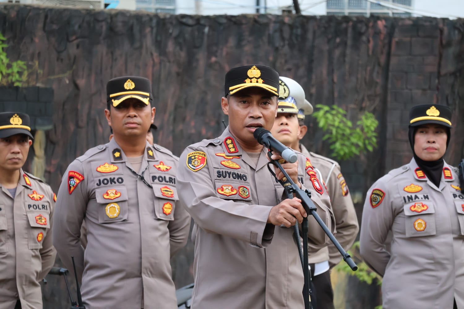Polda Kalbar Kawal Tiga Momentum Sekaligus: 675 Personel Amankan Maulid Akbar, Haul Habib, dan Hari Jadi Pontianak